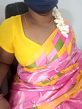 Snapshot of Tamil-hotwife chatting on 5, 10, 2025 Tamil-hotwife online show from 5, 10, 2025