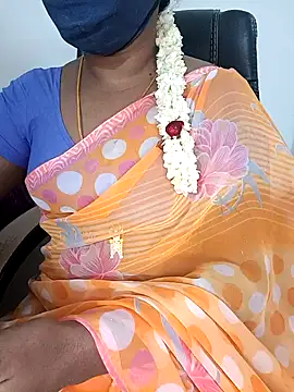 Snapshot of Tamil-hotwife chatting on 18, 10, 2025 Tamil-hotwife online show from 18, 10, 2025