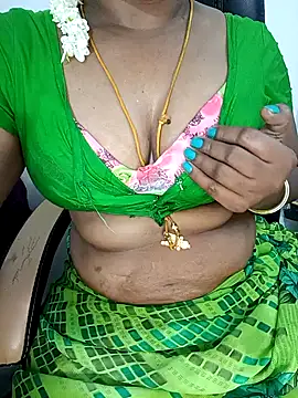 Snapshot of Tamil-hotwife chatting on 6, 11, 2025 Tamil-hotwife online show from 6, 11, 2025