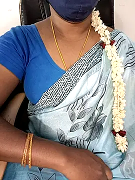 Snapshot of Tamil-hotwife chatting on 12, 11, 2025 Tamil-hotwife online show from 12, 11, 2025