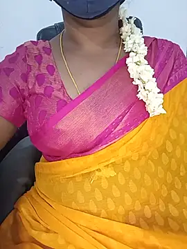 Snapshot of Tamil-hotwife chatting on 3, 7, 2026 Tamil-hotwife online show from 3, 7, 2026