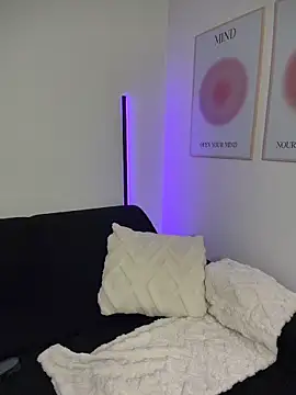 Sara mocca  online show from 24, 2, 2026