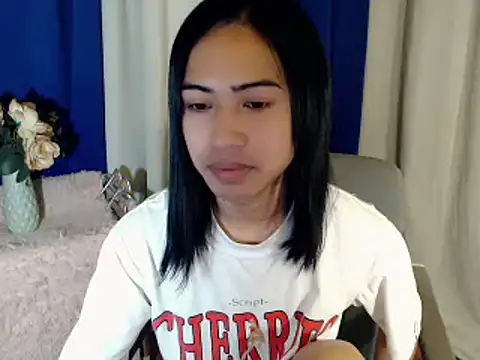 Snapshot of Lemonadexxx chatting on 4, 12, 2024 Lemonadexxx online show from 4, 12, 2024