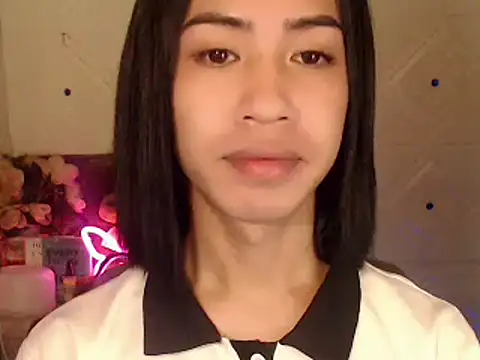 Snapshot of Lemonadexxx chatting on 4, 3, 2025 Lemonadexxx online show from 4, 3, 2025