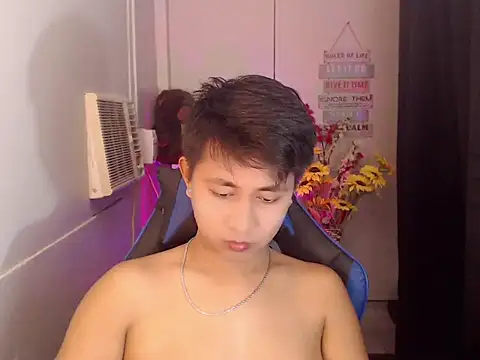 khael moreno online show from 15, 11, 2025