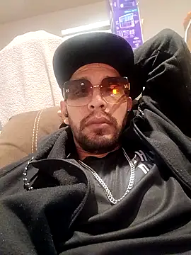 Snapshot of mrbigone45 chatting on 12, 3, 2026 mrbigone45 online show from 12, 3, 2026