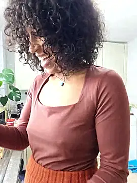 Goldenlace online show from 15, 12, 2025