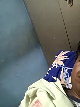 Snapshot of kummuduabbai chatting on 2, 2, 2026 kummuduabbai online show from 2, 2, 2026