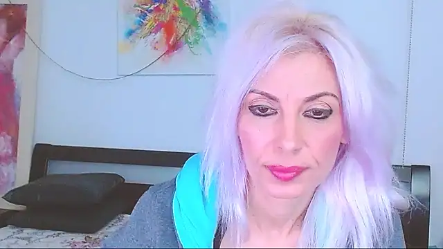 HoneyLara online show from 29, 1, 2025