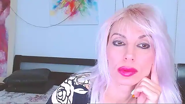HoneyLara online show from 14, 2, 2025