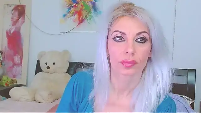 HoneyLara online show from 24, 3, 2026