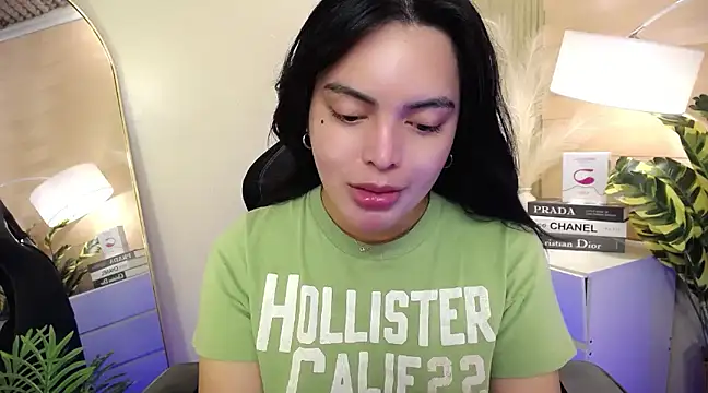 Snapshot of HotstuffCherrySummer chatting on 12, 1, 2025 HotstuffCherrySummer online show from 12, 1, 2025
