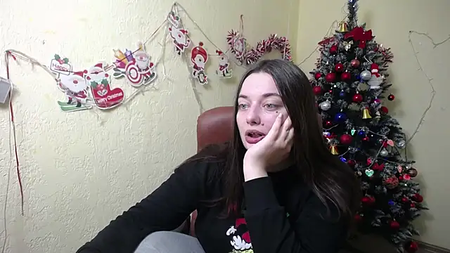 Snapshot of MilanaPrice chatting on 18, 12, 2024 MilanaPrice online show from 18, 12, 2024