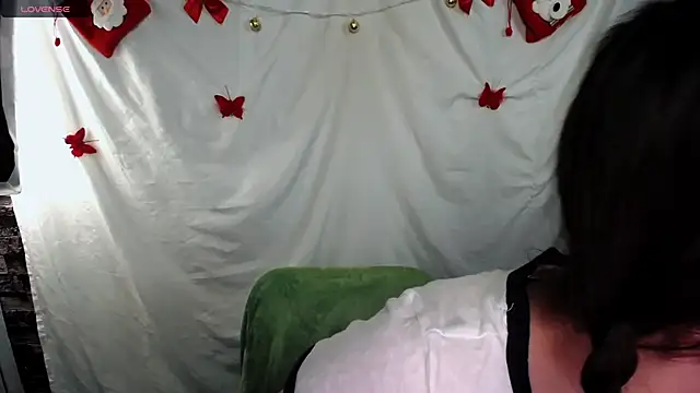 MaryEm976 online show from 6, 1, 2025