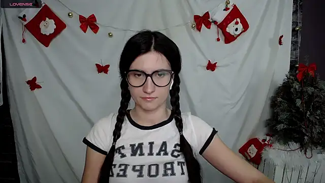 MaryEm976 online show from 7, 1, 2025