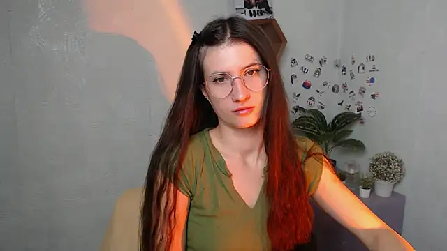 MaryEm976 online show from 6, 10, 2025