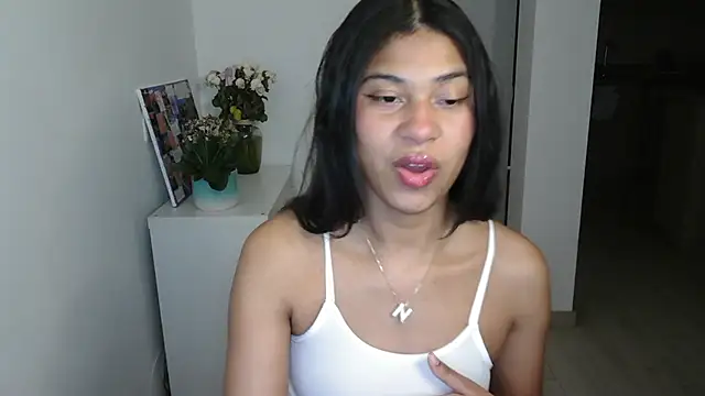 dark enchantress  online show from 12, 1, 2025