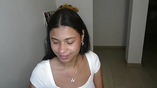 dark enchantress  online show from 16, 1, 2025