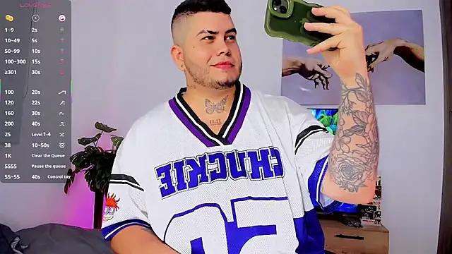 Thomas chubbyxhot online show from 30, 4, 2026