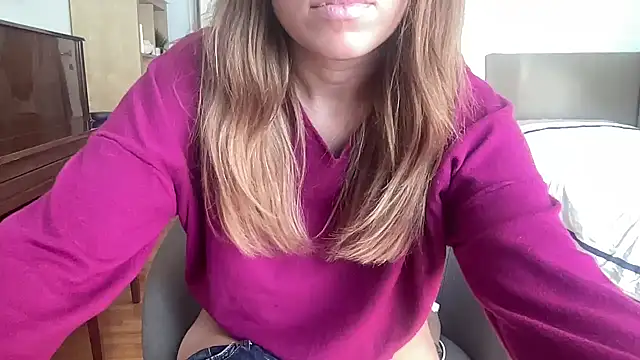 Mollyy998 online show from 5, 10, 2025