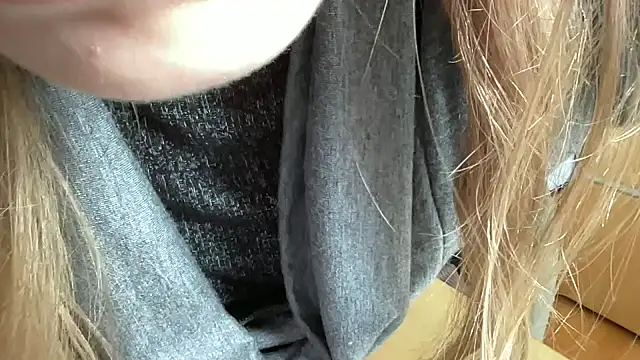 Mollyy998 online show from 8, 11, 2025