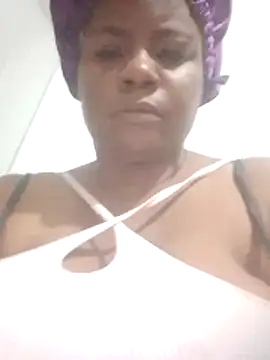 Snapshot of bigtitssxx chatting on 16, 7, 2026 bigtitssxx online show from 16, 7, 2026