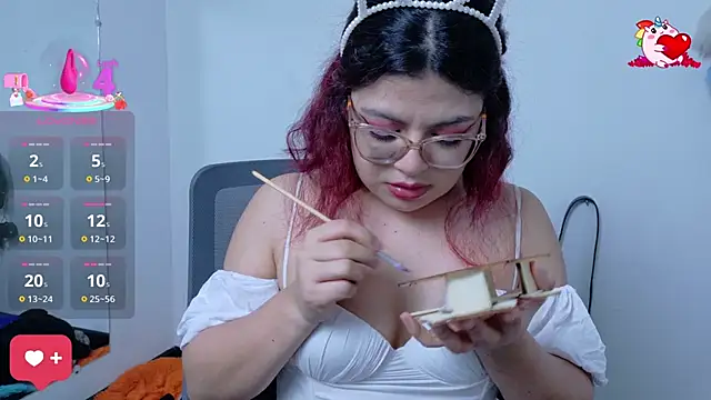 Catwhite  online show from 13, 3, 2025