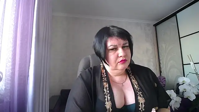 JuicyLady Di online show from 18, 2, 2025