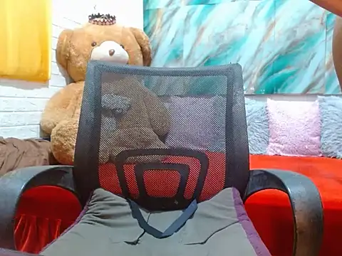 xxSexyBitch69xx online show from 18, 1, 2026