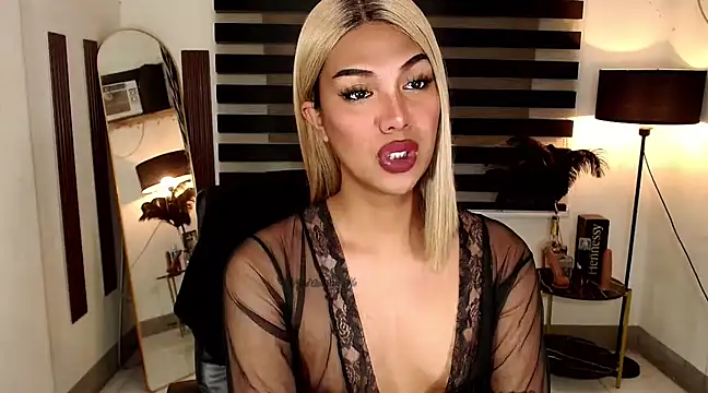 SarahAmber online show from 26, 2, 2025