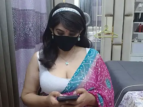 Snapshot of Lovelywife786 chatting on 25, 7, 2026 Lovelywife786 online show from 25, 7, 2026