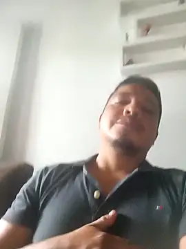 Snapshot of Vulckano43 chatting on 7, 12, 2024 Vulckano43 online show from 7, 12, 2024