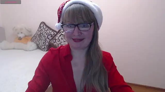 Snapshot of MargotLot chatting on 18, 12, 2024 MargotLot online show from 18, 12, 2024