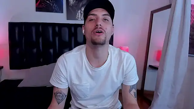 Pleasure Vibes23 online show from 8, 2, 2025