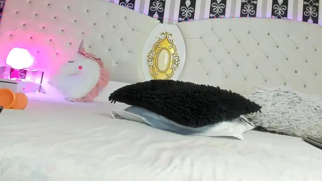 Aidasina online show from 10, 3, 2025