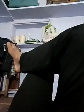 Snapshot of Sinewsex_pussylove chatting on 8, 4, 2026 Sinewsex pussylove online show from 8, 4, 2026