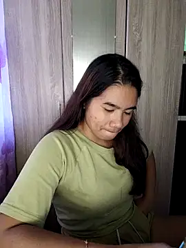 Snapshot of Kissy07 chatting on 4, 2, 2025 Kissy07 online show from 4, 2, 2025