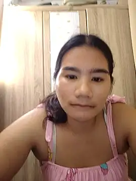 Snapshot of Kissy07 chatting on 8, 10, 2025 Kissy07 online show from 8, 10, 2025