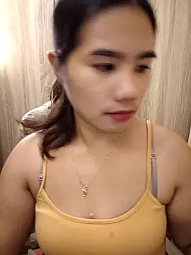 Snapshot of Kissy07 chatting on 11, 10, 2025 Kissy07 online show from 11, 10, 2025