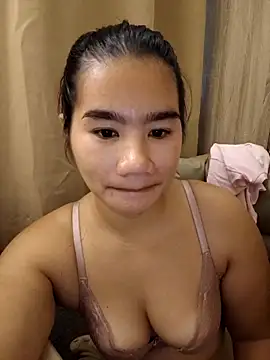 Snapshot of Kissy07 chatting on 16, 2, 2026 Kissy07 online show from 16, 2, 2026