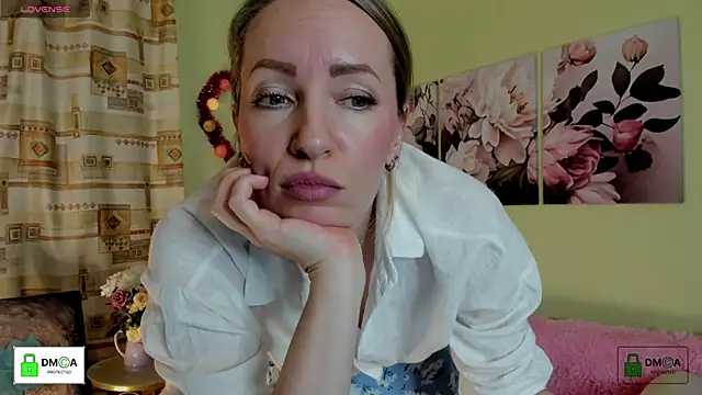 Queenymel online show from 29, 1, 2025