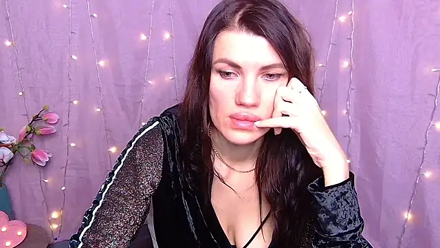 Snapshot of MilaLoona chatting on 3, 3, 2026 MilaLoona online show from 3, 3, 2026