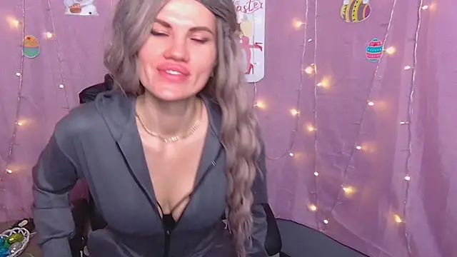 Snapshot of MilaLoona chatting on 30, 3, 2026 MilaLoona online show from 30, 3, 2026