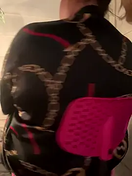 BigFineSelena online show from 13, 10, 2025