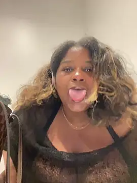 BigFineSelena online show from 14, 4, 2026