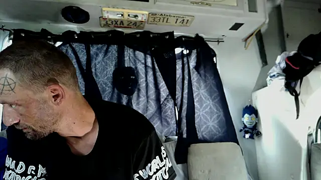 Snapshot of goodick4u28 chatting on 24, 5, 2026 goodick4u28 online show from 24, 5, 2026