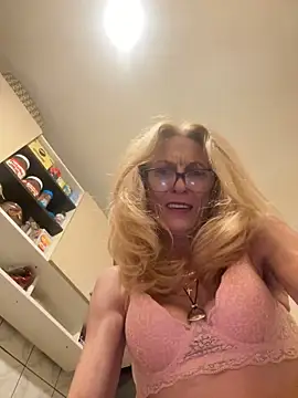 adella13 online show from 17, 1, 2025