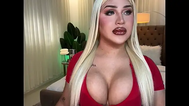 Your Majesty Tyra online show from 9, 1, 2025