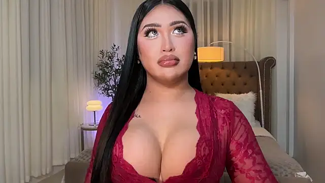 Your Majesty Tyra online show from 15, 9, 2025