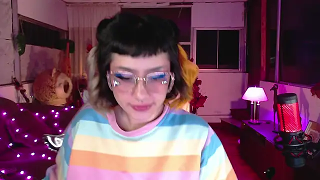 Aquamarinebubble online show from 20, 3, 2025